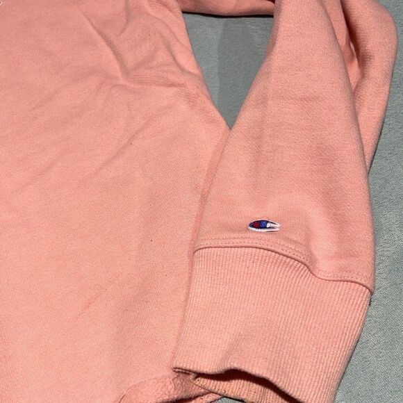 Champion Light Pink Cropped Crewneck Pullover Size S✨  D28 - Picture 4 of 7